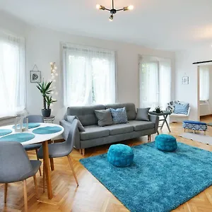 Bohemia Apartment