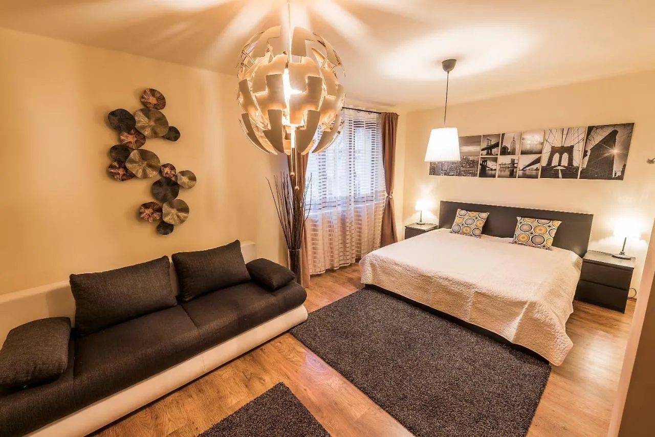 Enzo Apartman Apartment Eger