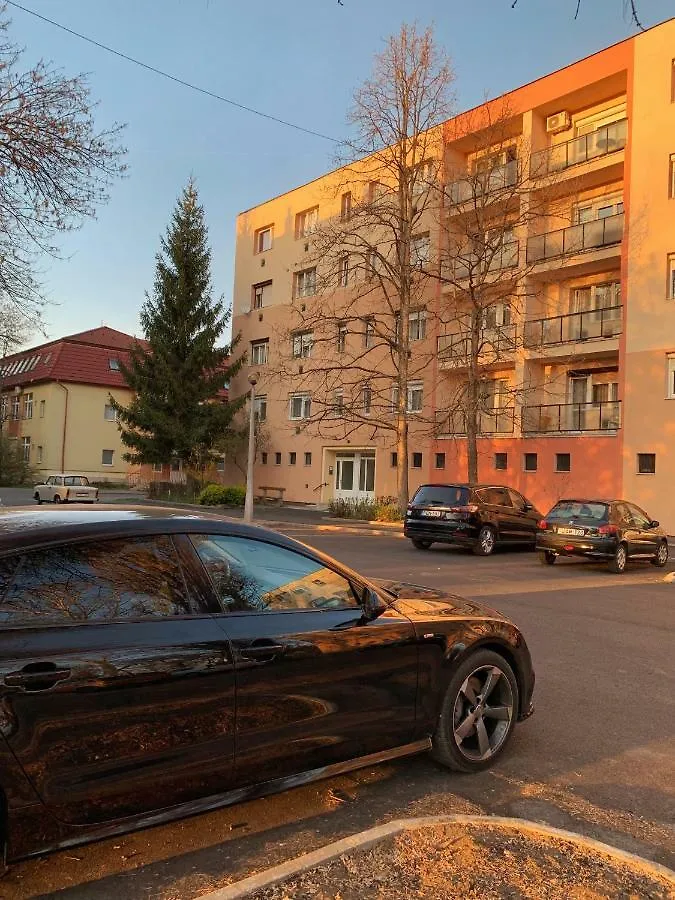 Enzo Apartman Apartment Eger